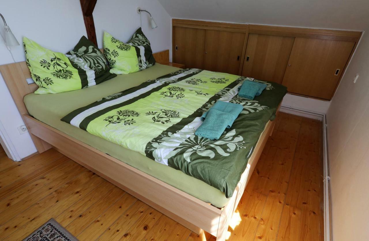 Apartman Skalka มินิโคโว ฮราดิชติเย ภายนอก รูปภาพ